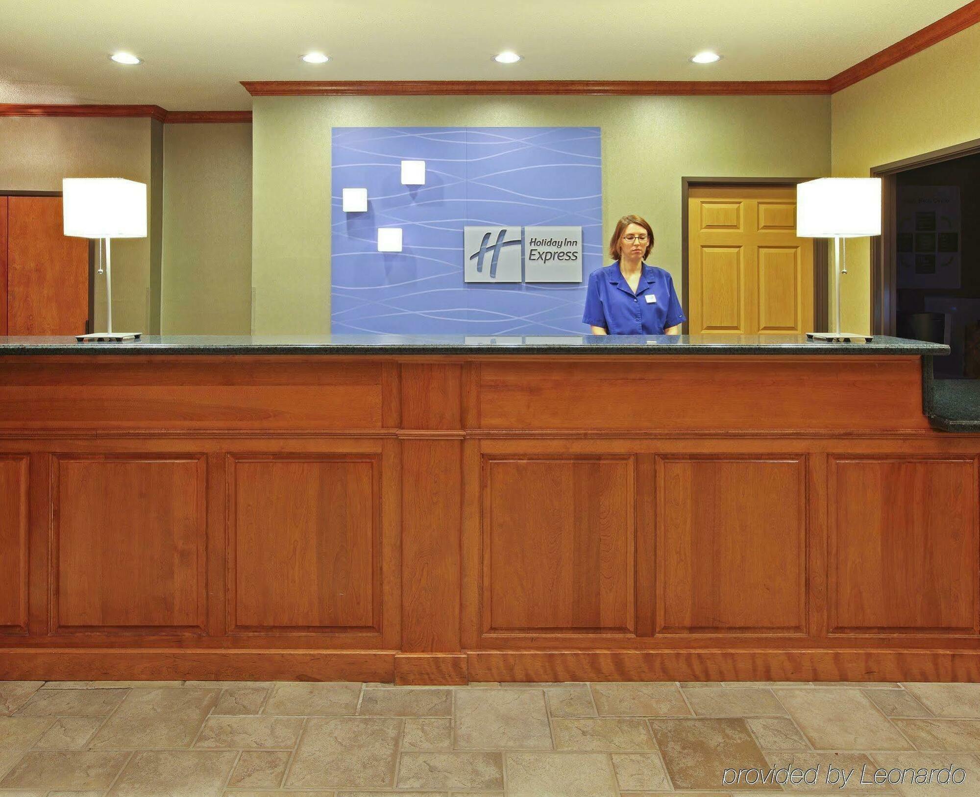 Holiday Inn Express Hotel & Suites Greenville By Ihg Экстерьер фото