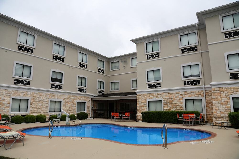 Holiday Inn Express Hotel & Suites Greenville By Ihg Экстерьер фото